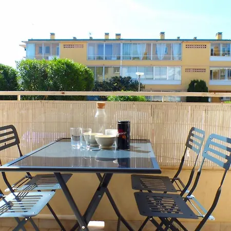 T3 With Balcony - Near * Six-Fours-les-Plages